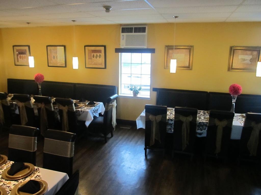 Le Voyageur Inn Mattawa Экстерьер фото