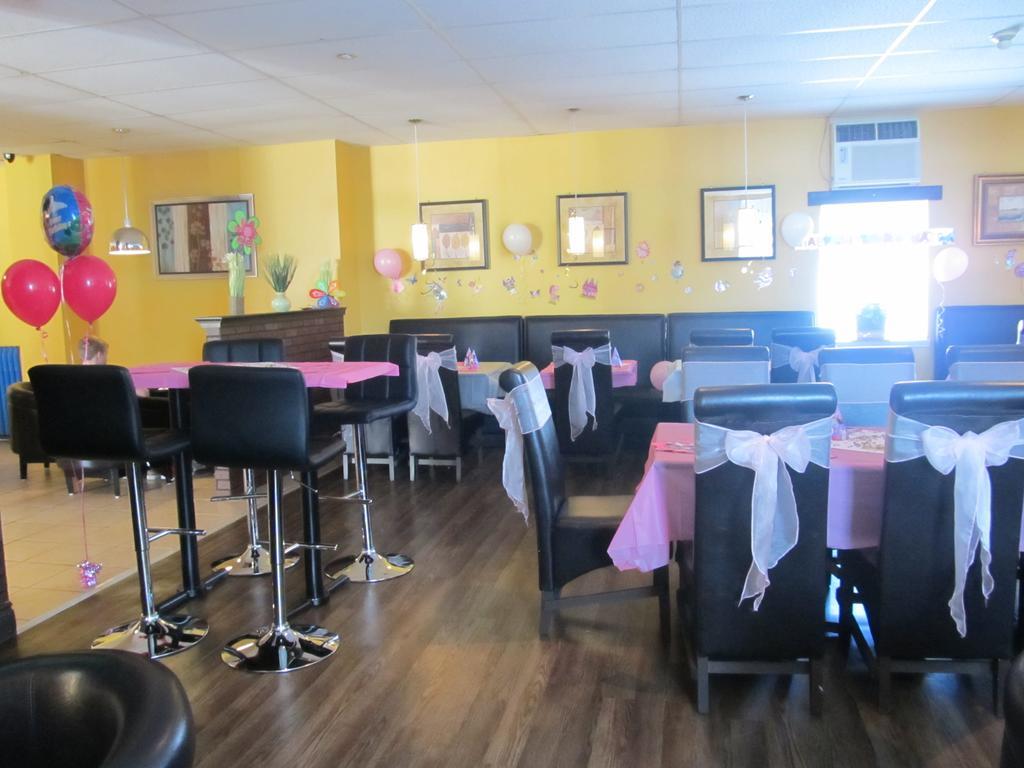 Le Voyageur Inn Mattawa Экстерьер фото